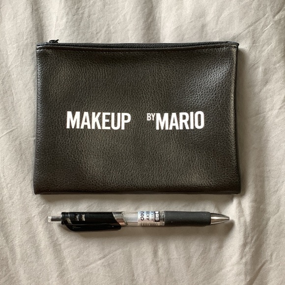 5 Assorted Make-Up Bags - Picture 6 of 10